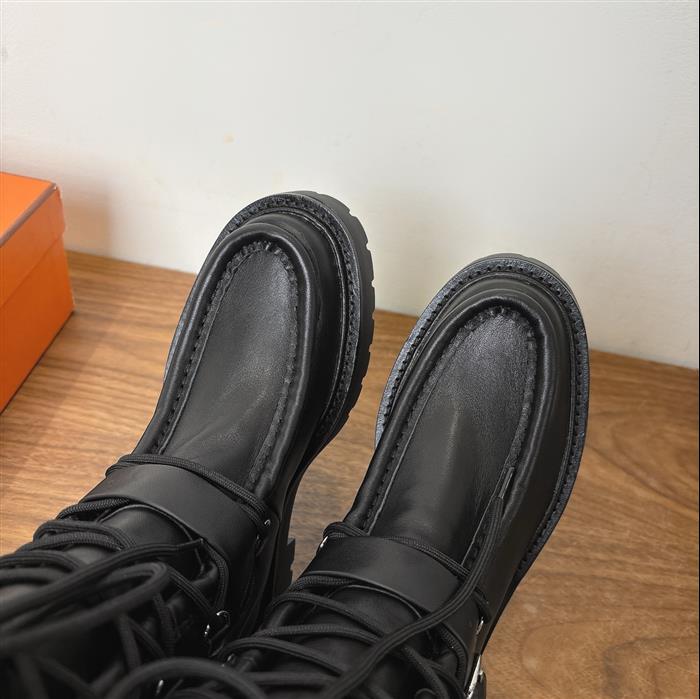 2025112817327817 550